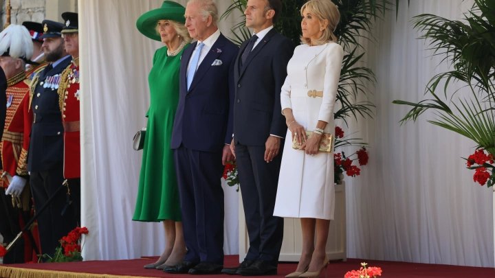 Макрона снова опозорила жена: Елисейский дворец опять обвинит русских?