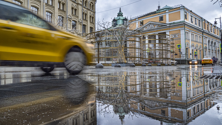 Мрази надо выйти!: Московские таксисты песней ответили скандальной мисс Томск