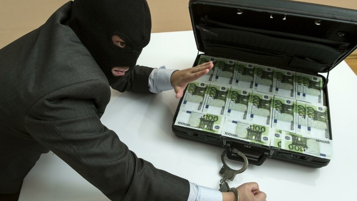 Сбыть краденое: Европа боится отдавать Киеву русские активы