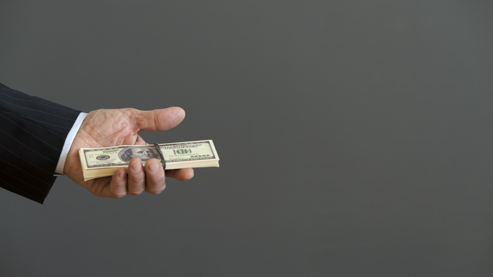 А как пел!: Задержанный в Ставрополье глава УГИБДД в марте сетовал на коррупцию