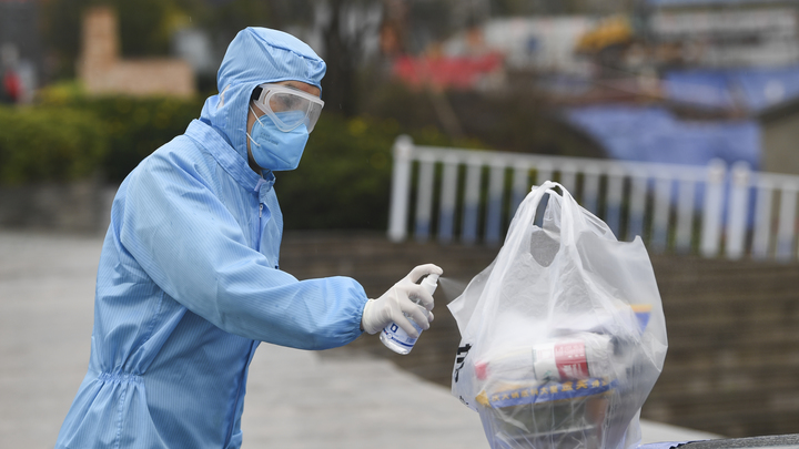 Русские не только не сдаются, но и не боятся. О коронавирусе из Уханя рассказывает отказавшийся от эвакуации