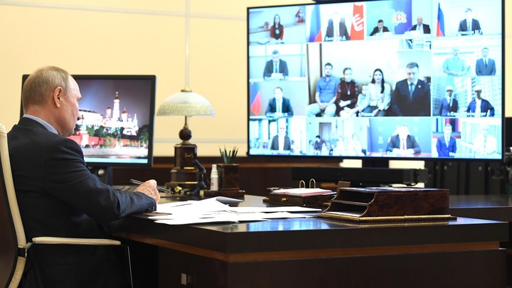 Путин показал кремлёвский кабинет, где проходят жёсткие разговоры