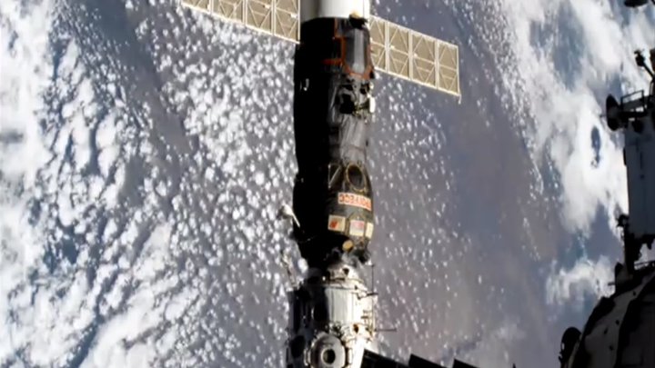 Маск поздравил главу Роскосмоса со стыковкой модуля Наука