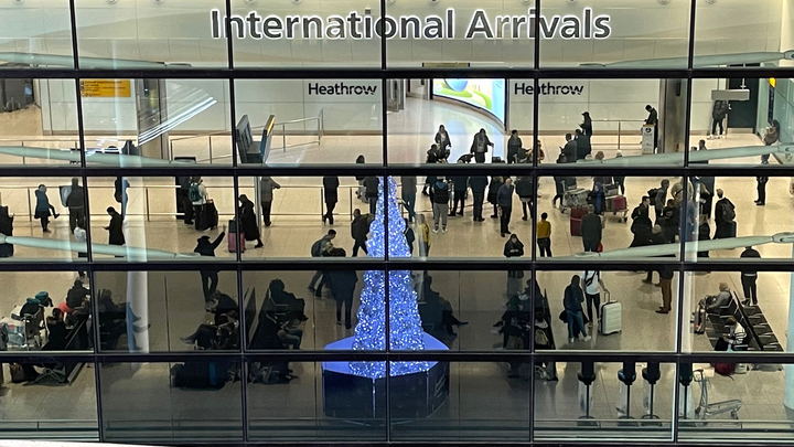 В аэропорту Хитроу нашли посылку с ураном. С отправителем возникла путаница