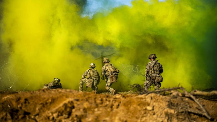 ВС Украины открыли “дружественный огонь” по позициям в ЛНР. Названа причина