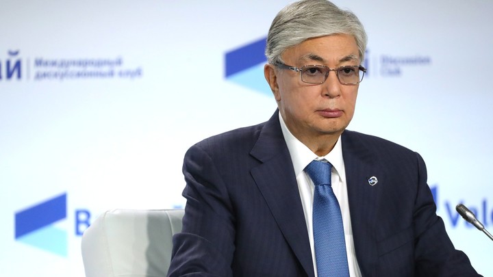 Глава МИД Украины Кулеба заявил, что между Токаевым и Зеленским состоялся хороший разговор
