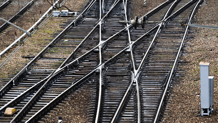 В Краснодаре следователи устанавливают личность сбитой поездом женщины