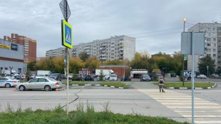 В Новосибирске водитель Toyota сбил 10-летнего пешехода на зебре