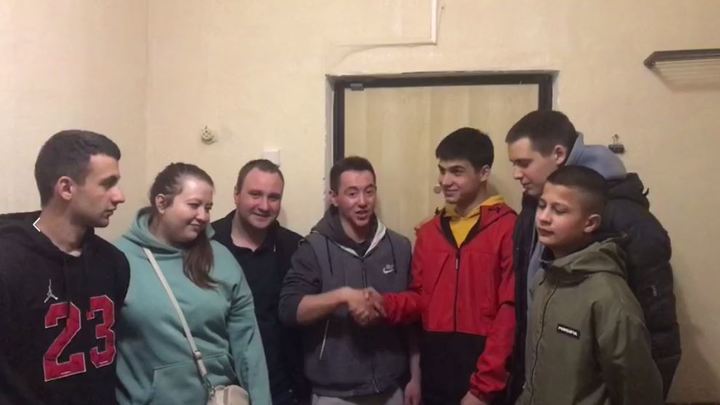 В Магнитогорске компания местных жителей помирилась с группой мигрантов