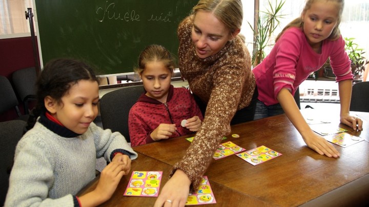 Мову в России никто не запрещает. Но желающих учить мало - Минпросвещения