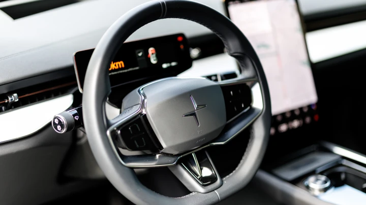 Что китайцы думают о своих машинах? Стали известны отзывы на Chery, Geely, Haval