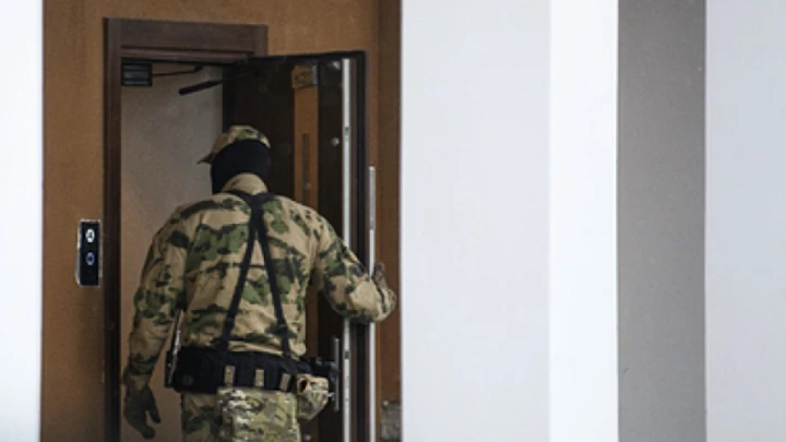 СМИ: у умершего фигуранта дела Сулейманова прошли обыски перед задержанием