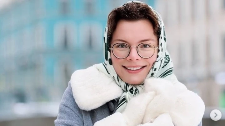 Главная модница: Жена Петросяна обругала девушек за сумки - подделки элитного бренда и получила сдачу