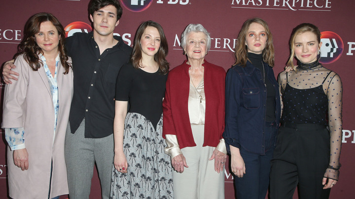 Главная героиня сериала Она написала убийство Анджела Лэнсбери умерла во сне