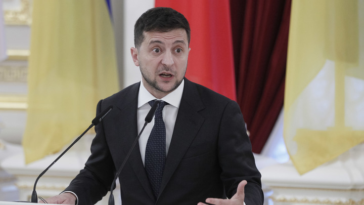 Зеленский поставил невыполнимое условие для проведения выборов в Донбассе