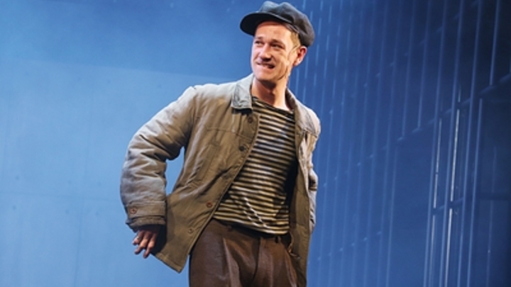 Актёр Антон Шагин напомнил испугавшимся патриотам о шаурме из москальских детей