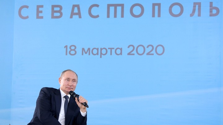 Я бы на эти деньги съел Януковича...: Обнародовано пророчество Путина о Крыме