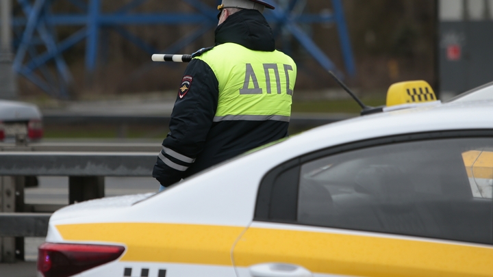 Таксист устроил массовое ДТП возле автовокзала в Екатеринбурге