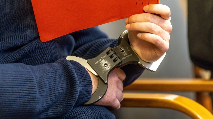 Россия получила 180 млн рублей от бывшего сотрудника ГИБДД Москвы: Решение принято