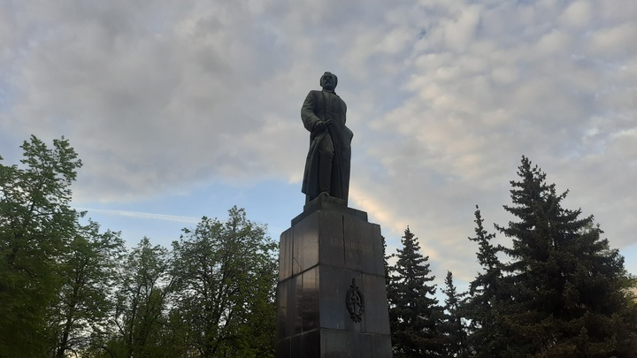 В Дзержинске здание бывшего кинотеатра Родина хотят отдать под загс