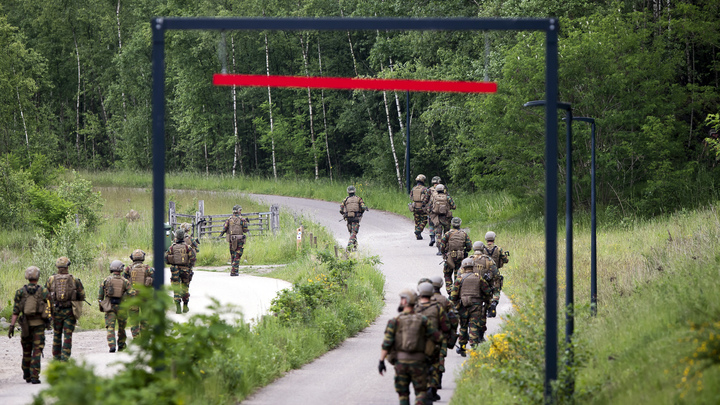 В Латвии военные из Канады тренируют боевую группу НАТО в ожидании вторжения России