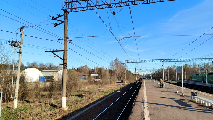 В Свердловской области мужчина попал под поезд