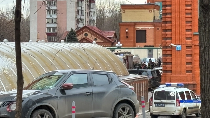 В Москве обнаружили вторую за день машину с подозрительным предметом