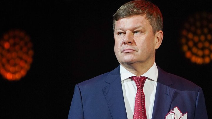 Выступающий за отказ русских спортсменов от флага и гимна Губерниев вновь оскорбил патриотов