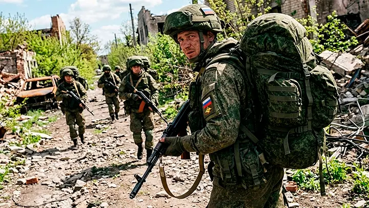 Одним городом меньше. Правда показана на картах: Русская пехота сокращает пределы Украины
