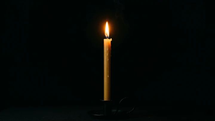 Сильно похудел и с трудом ходил: Виктор Яковлев в последние месяцы боролся с онкологией