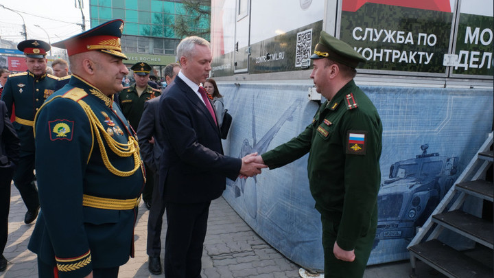 Служи со своими: в России увеличена штатная численность Вооружённых Сил