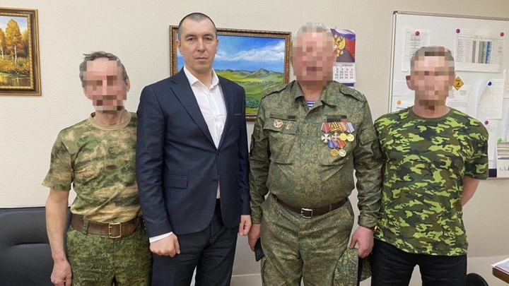 Кефер обсудил темы «боевых» выплат с добровольцами СВО из Забайкалья
