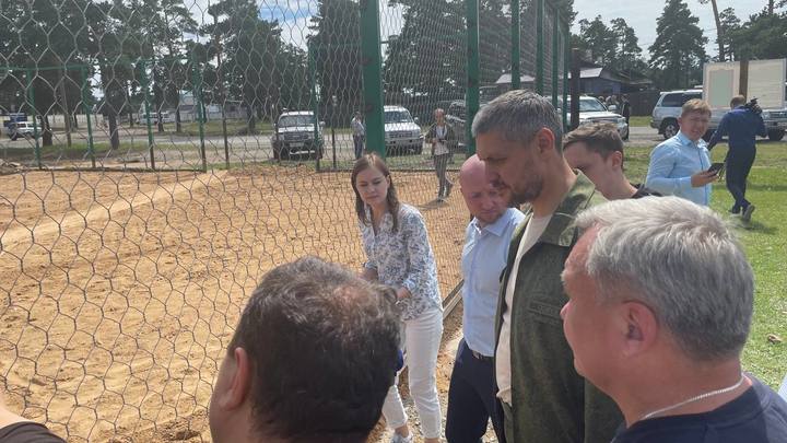 Глава Забайкалья сделал замечание по покраске новых спортплощадок в Лесном Городке