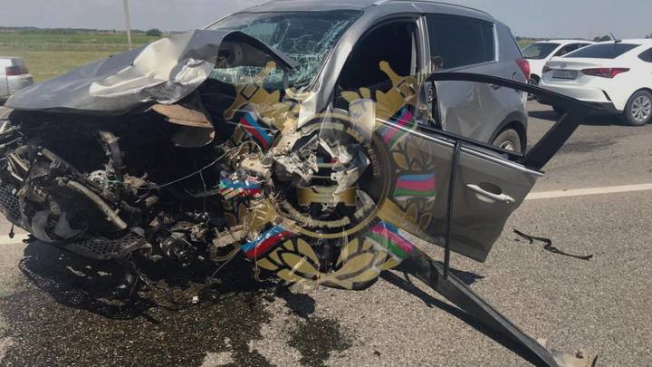На Кубани водитель иномарки погиб в аварии на встречной полосе