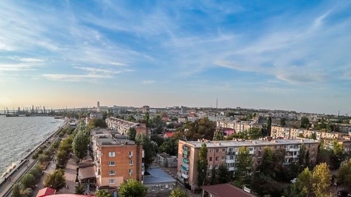 В Бердянске прогремело несколько взрывов и сработала система ПВО