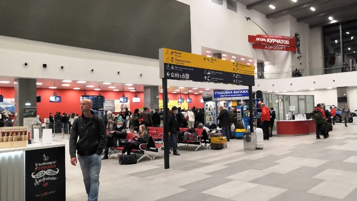 Самолёт Челябинск — Санкт-Петербург не взлетел из-за сломанного туалета