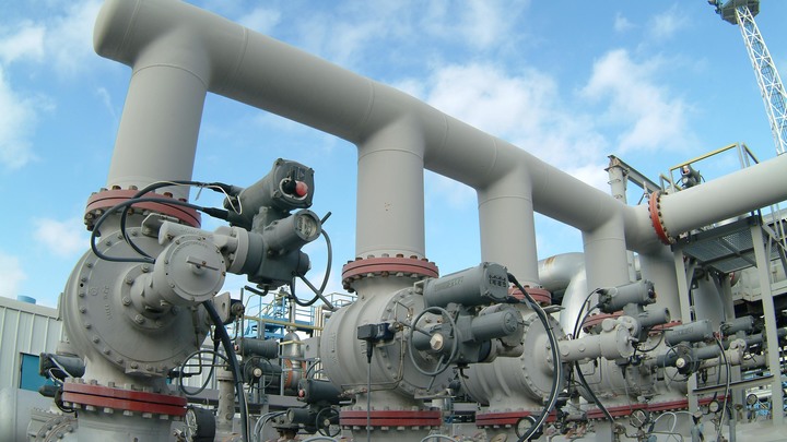 Мы недооцениваем противника: Теперь топят нефтяников. В прямом смысле - через Guardian