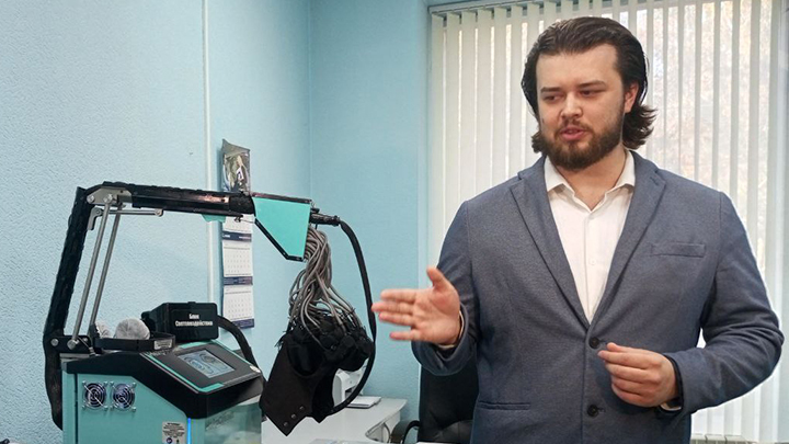 Новосибирские учёные создали аппарат для восстановления после инсульта