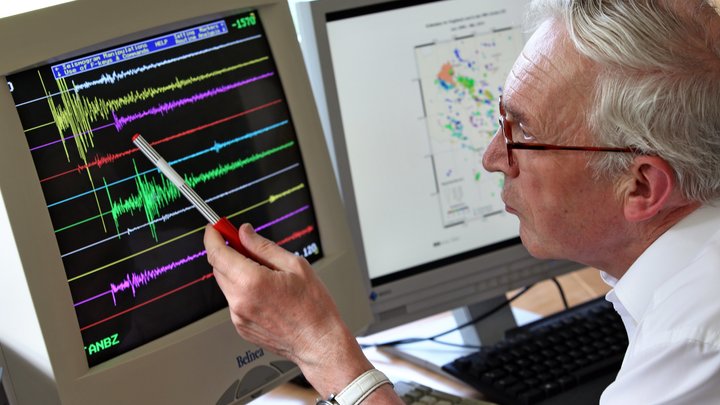 В Чечне произошло землетрясение: Людей напугала прыгающая мебель