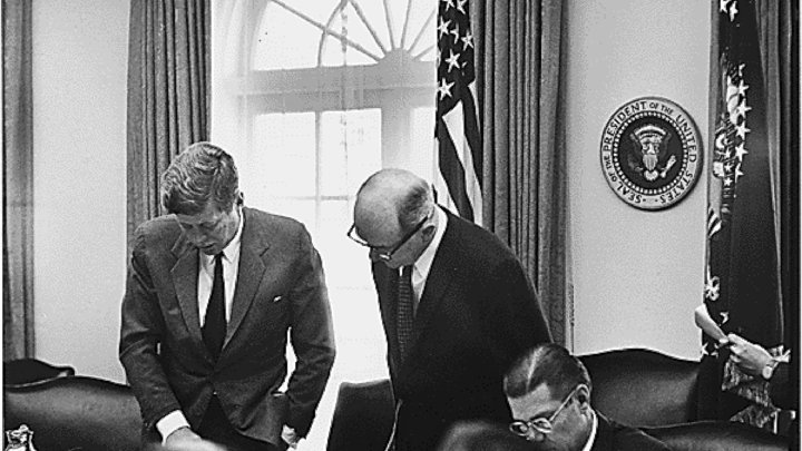 Интересный факт: 27 октября наступила чёрная суббота для всего мира