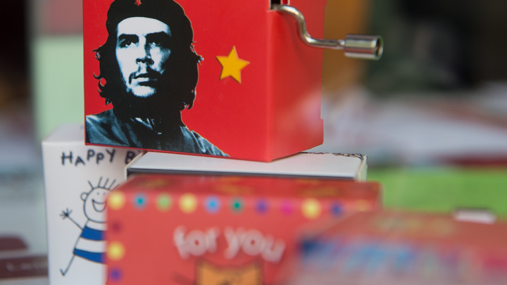 Пока, американе: Предсказание Че Гевары сбывается