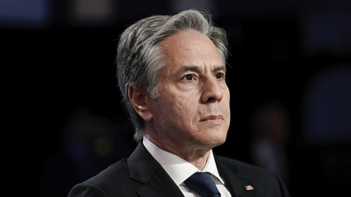 Госсекретарь Блинкен призвал американцев покинуть Россию после ареста журналиста WSJ