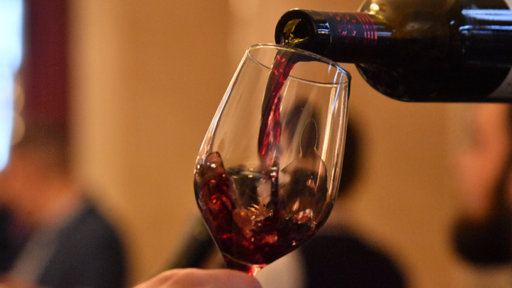 Винный критик развеял профессиональный миф о России