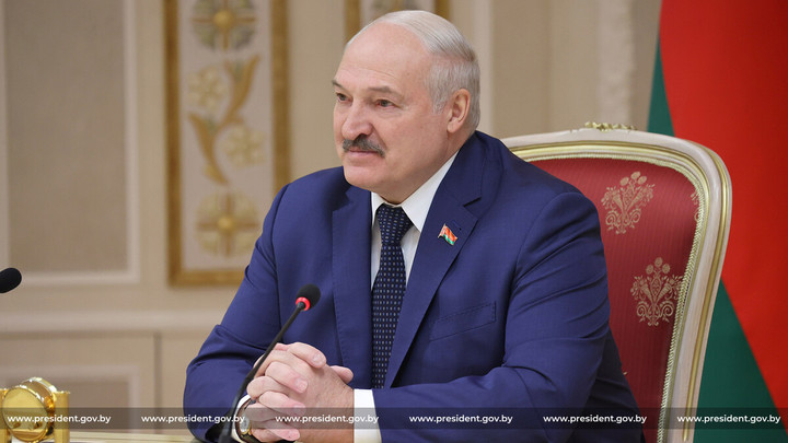 Придёт время - будут у нас и свои мерседесы : Лукашенко о белорусско-российском импортозамещении