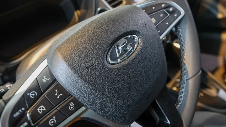 АвтоВАЗ назвал реальные сроки службы автомобилей Lada