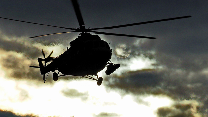 Военные исполнили мечту тяжелобольного ребёнка: Мальчика покатали на вертолёте