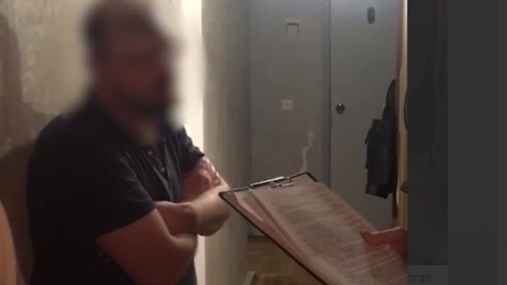 Автор Telegram-канала шантажом вымогал деньги у жителя Майкопа