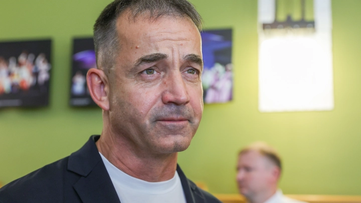 Певцов объяснил, почему не смотрел интервью Пугачёвой: Эта женщина