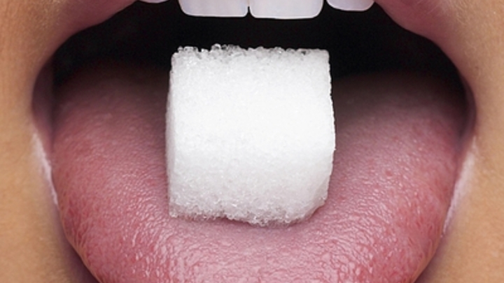 Диетолог заявила о неочевидной пользе отказа от сахара