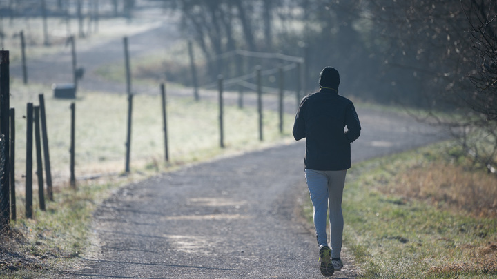 Молодой дедушка из Британии рассказал, как в 56 лет выглядеть на 30